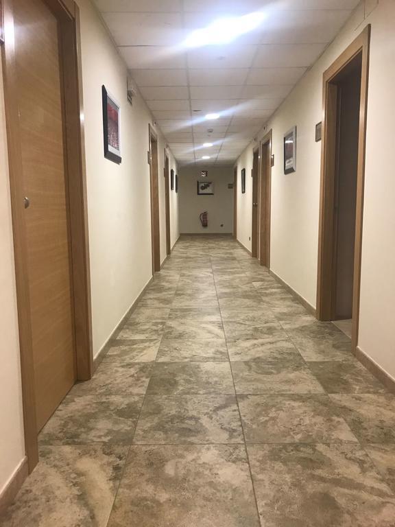 Hostal Zubi XXI Пуенте-ла-Рейна Екстер'єр фото